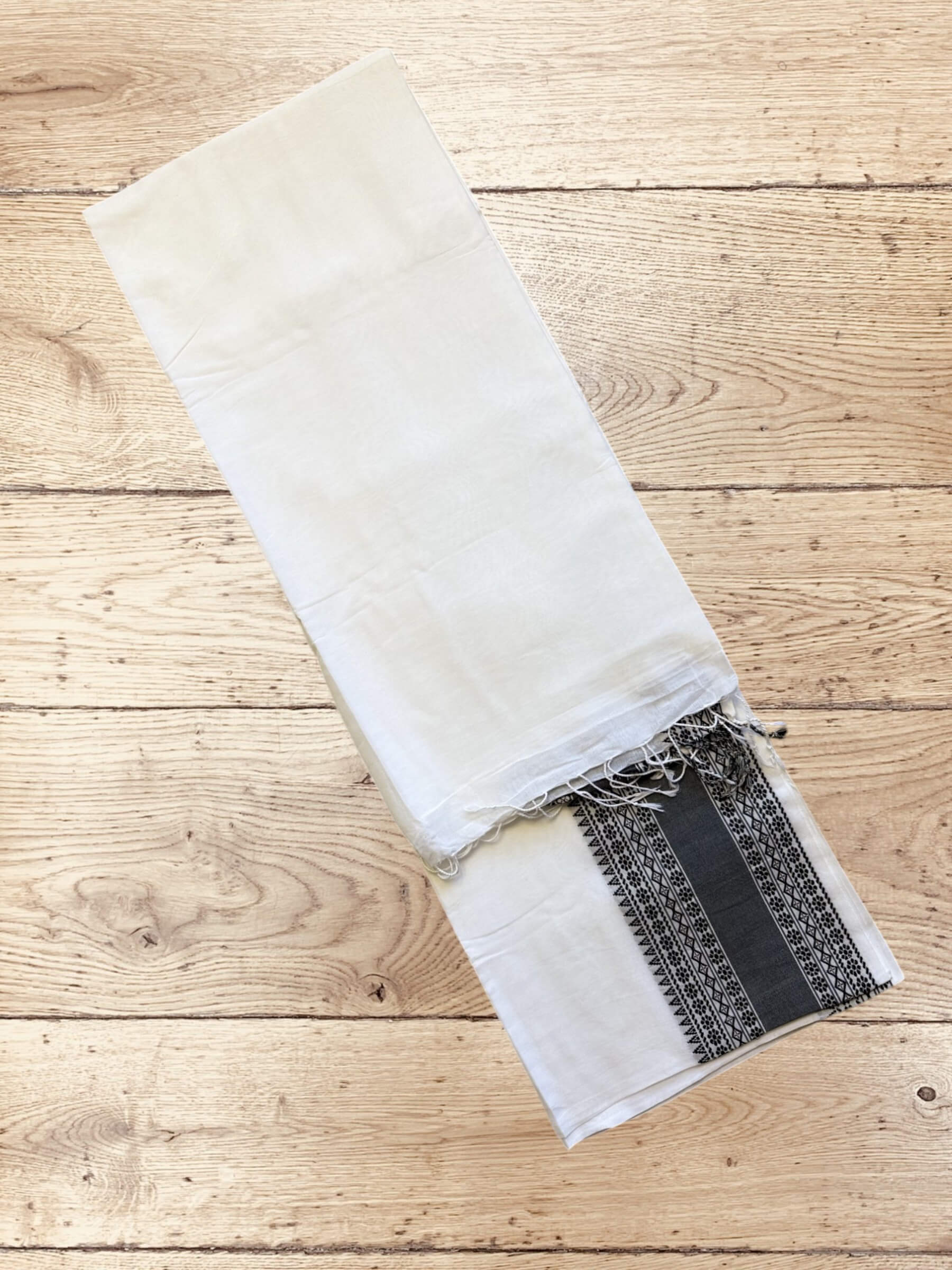 Handloom Soft Cotton Saree in White
