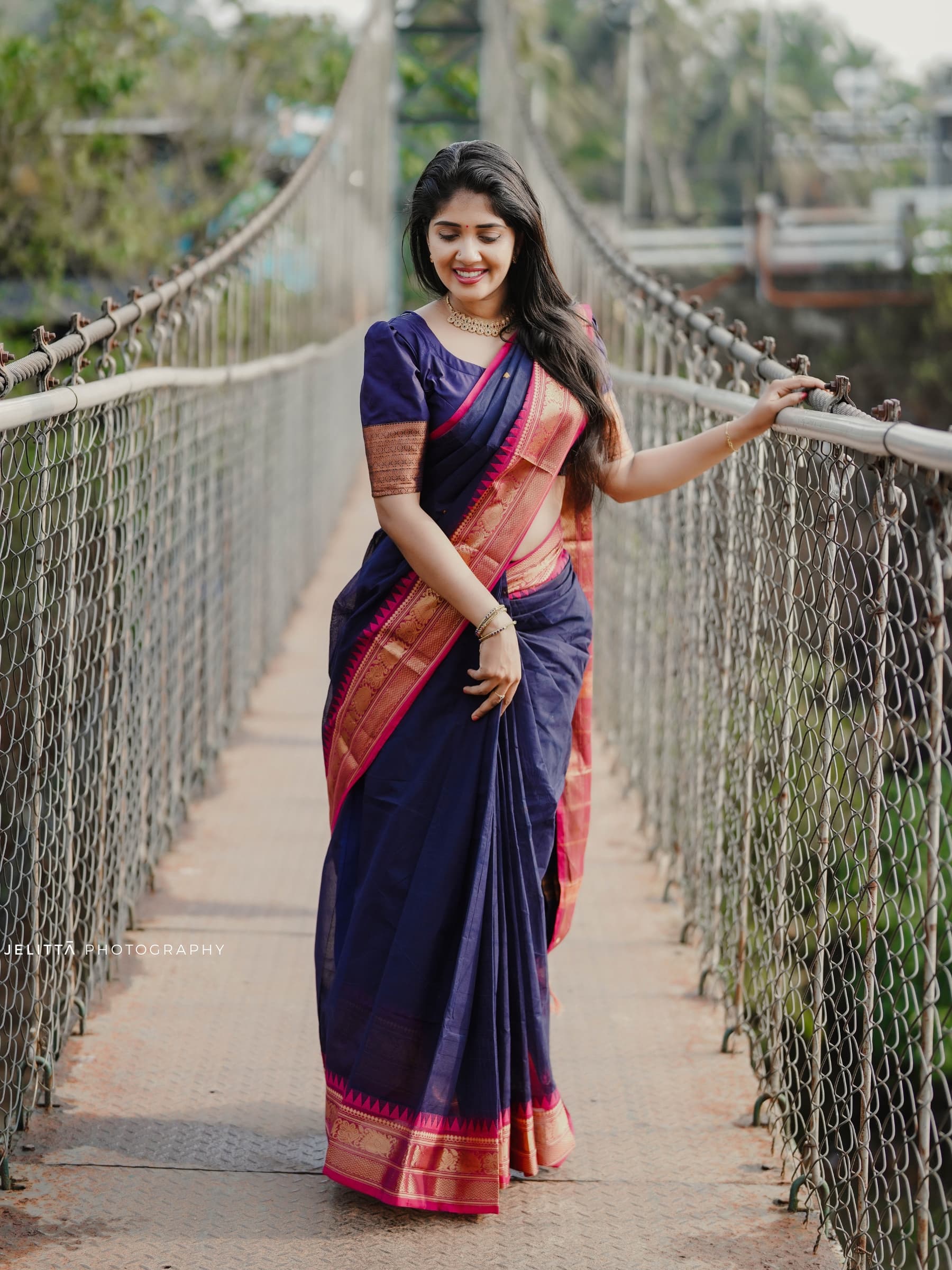 Kanchi Cotton Saree in Dark-Blue