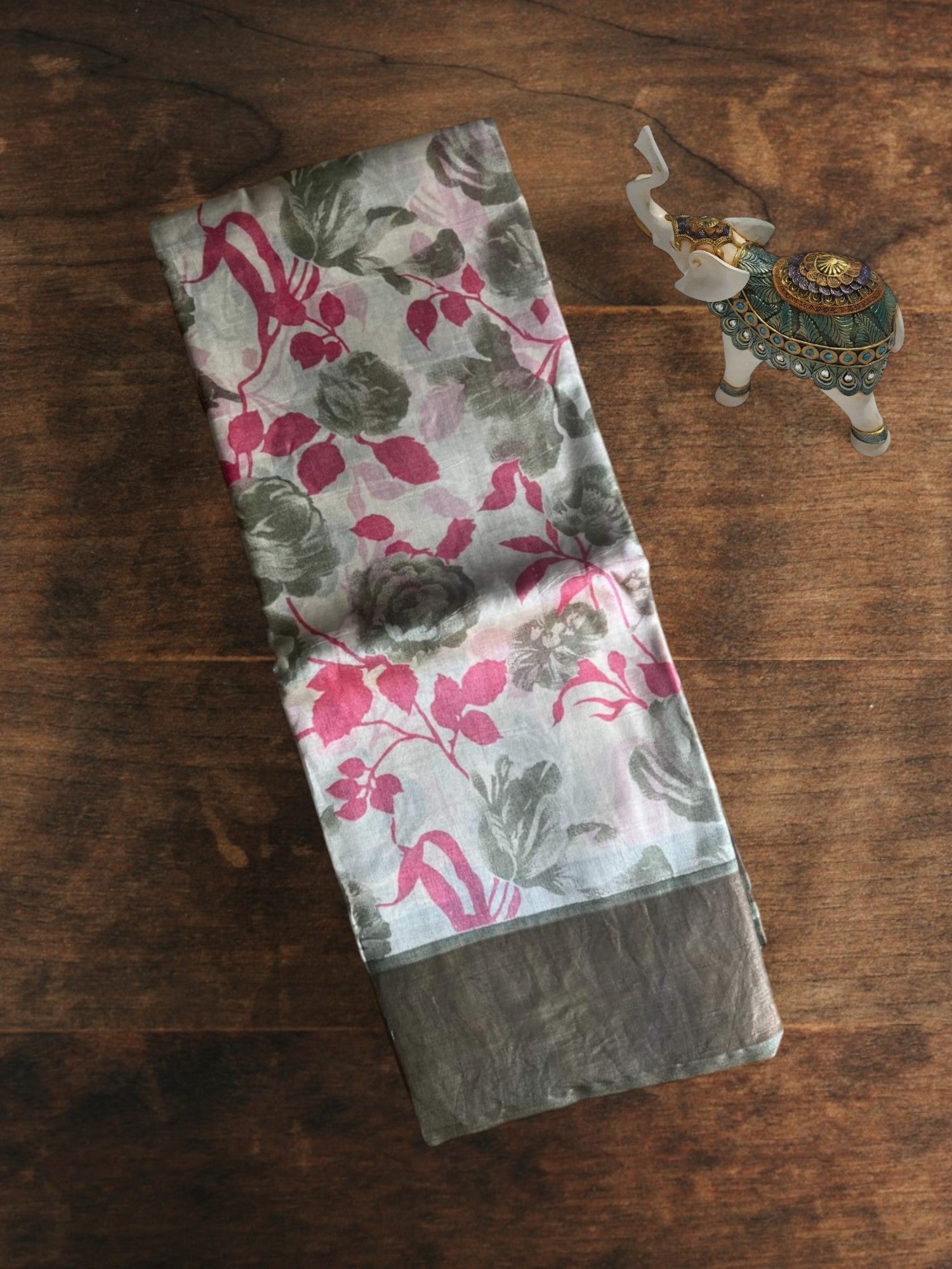 Handloom Pure Tussar Silk Saree in Off-White with Floral Patterns