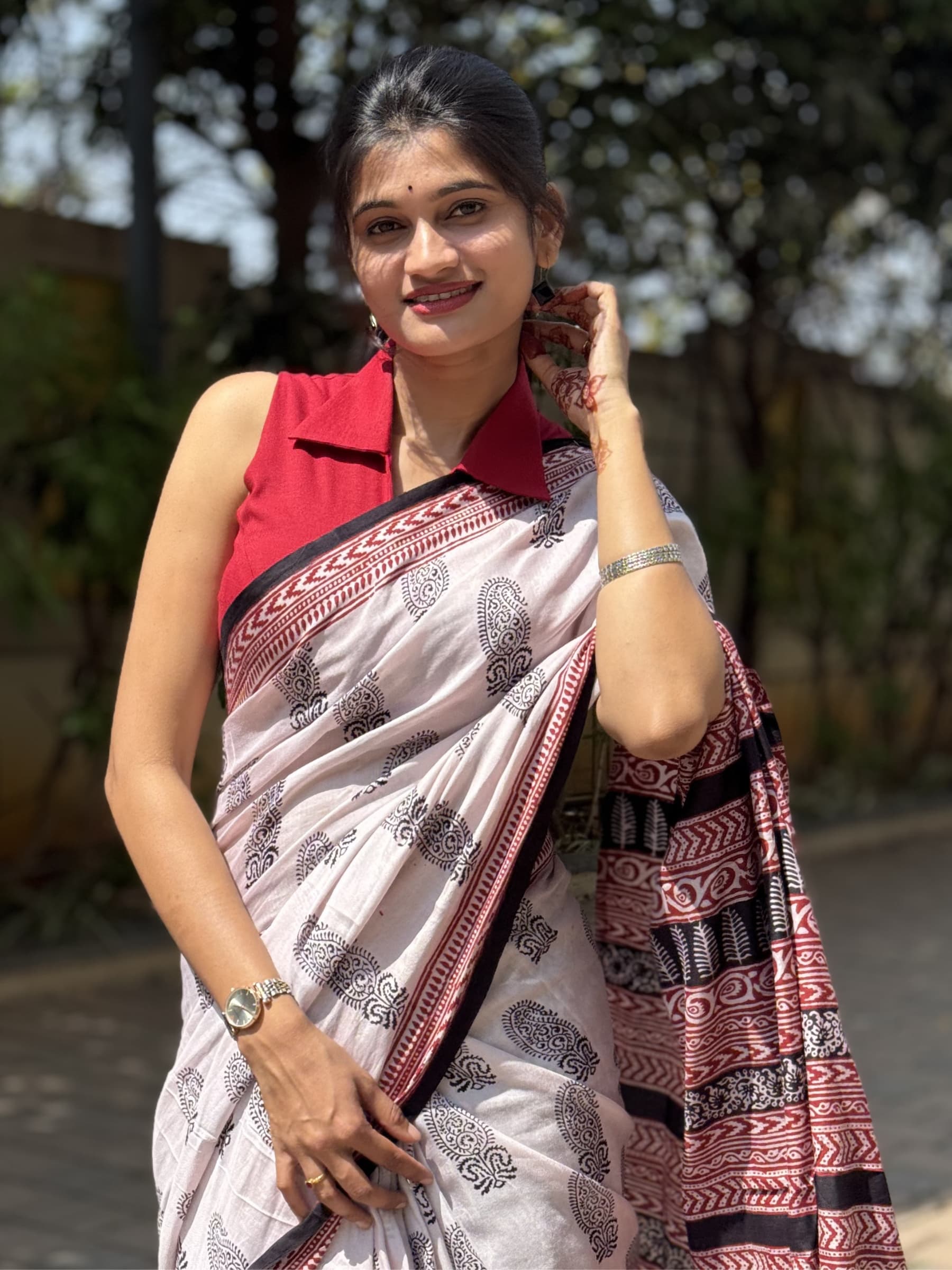 Ivory with Black Paisley Motifs Bagh Hand Block Printed Banana Silk Cotton Saree