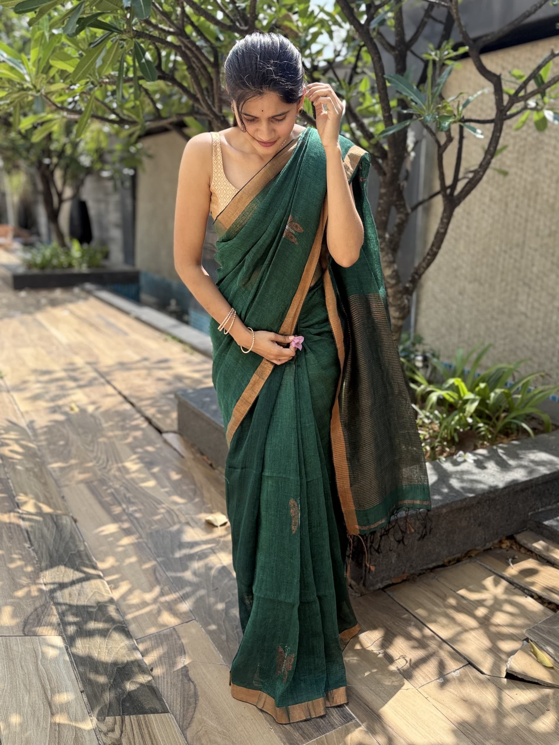 Handloom Linen Saree in Green