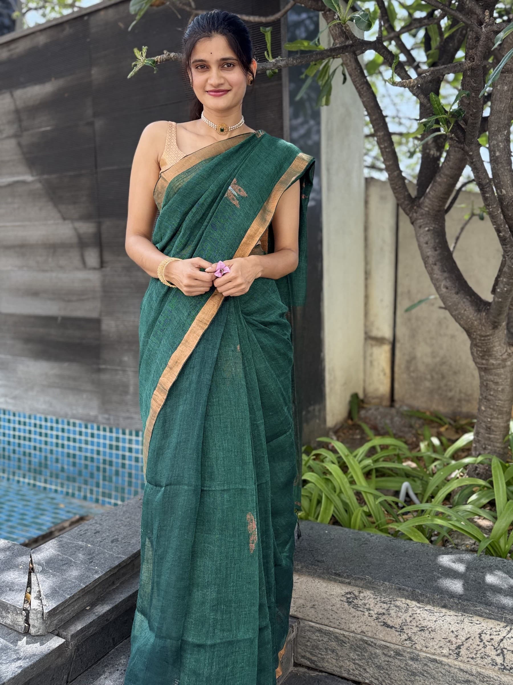 Handloom Linen Saree in Green