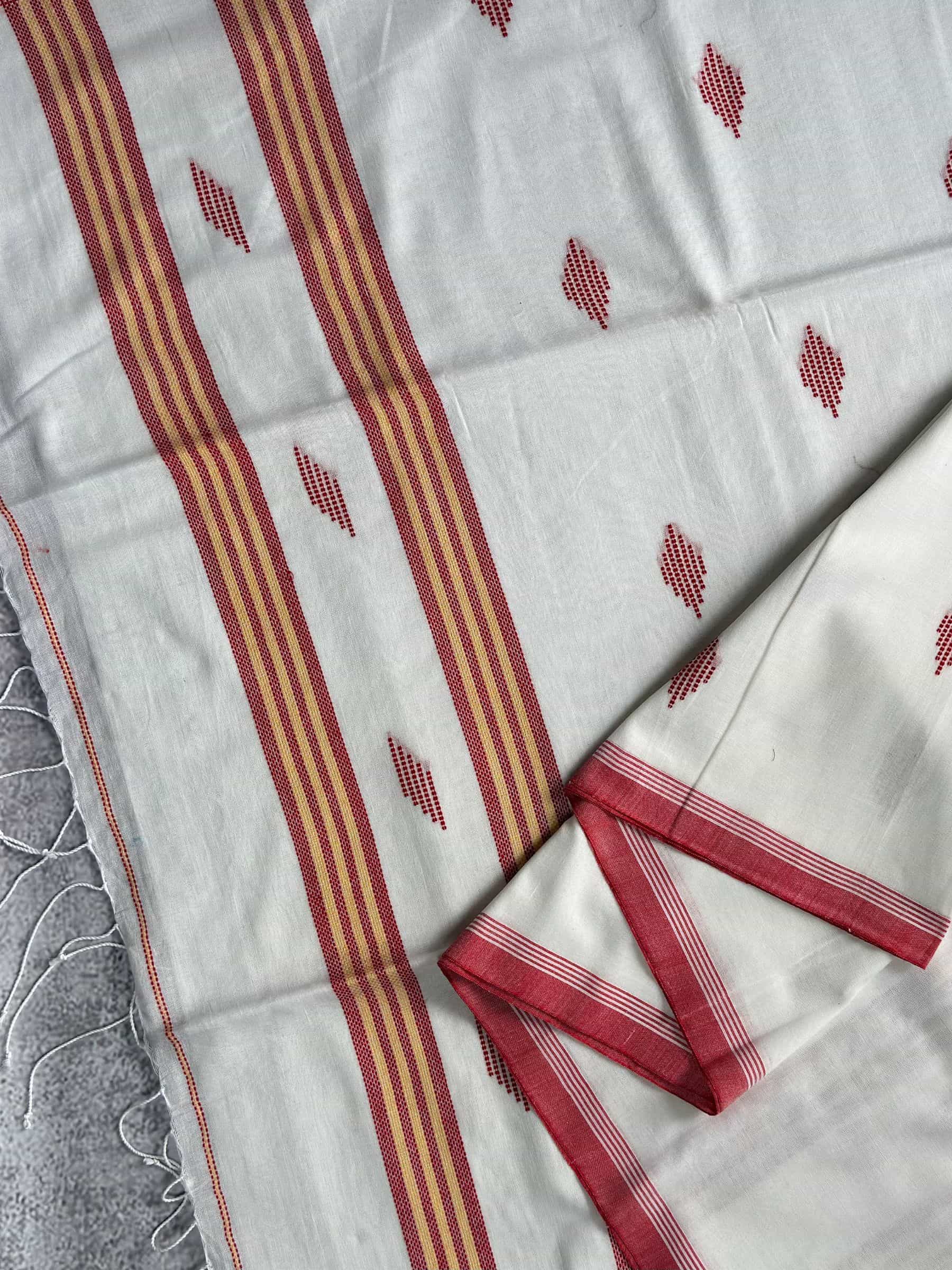 Handloom Bengal Cotton Jamdani Saree in Off White with Red Butis