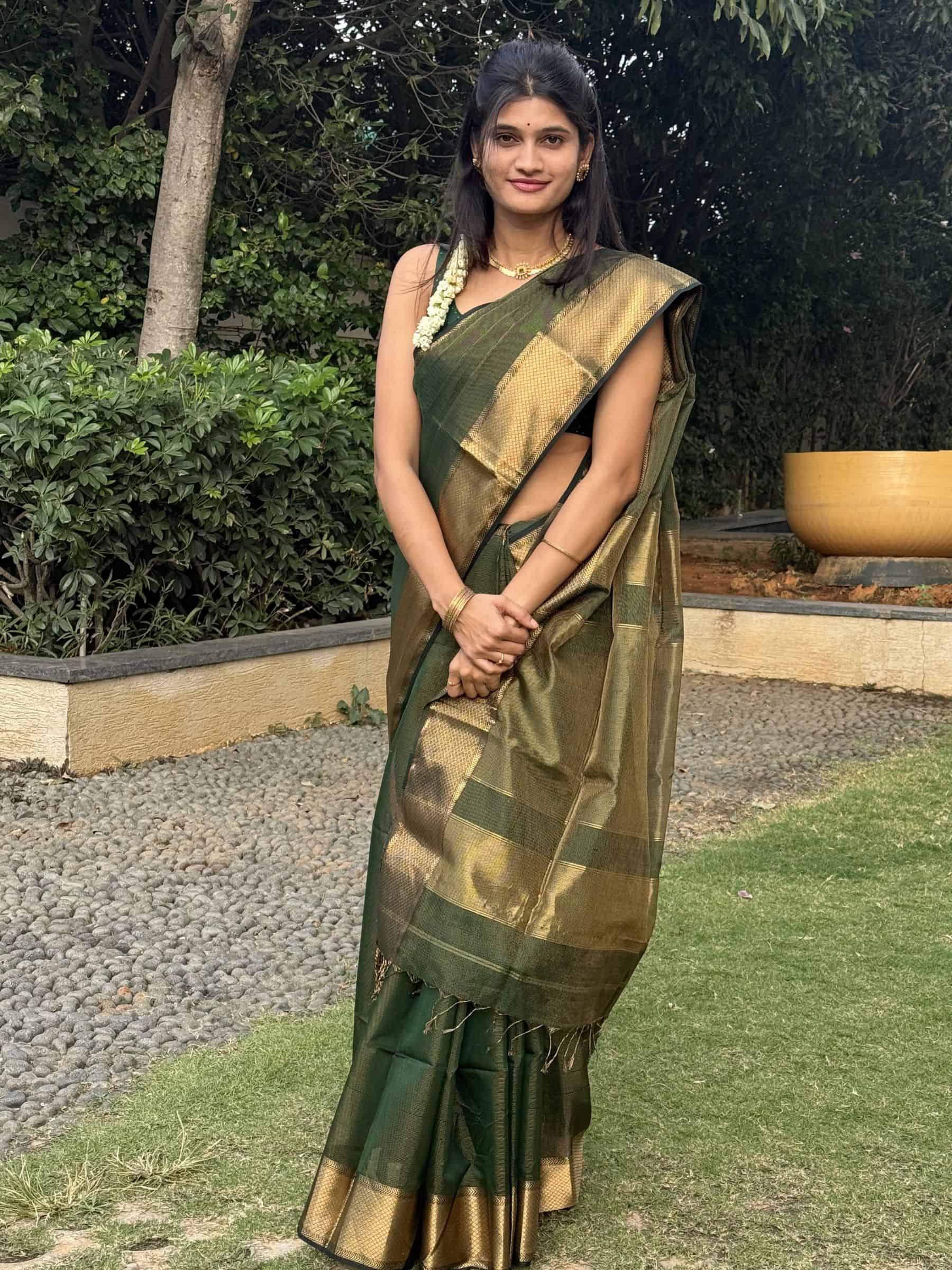 Handloom Maheshwari Silk Cotton Saree in Dark Green with Zari Checks