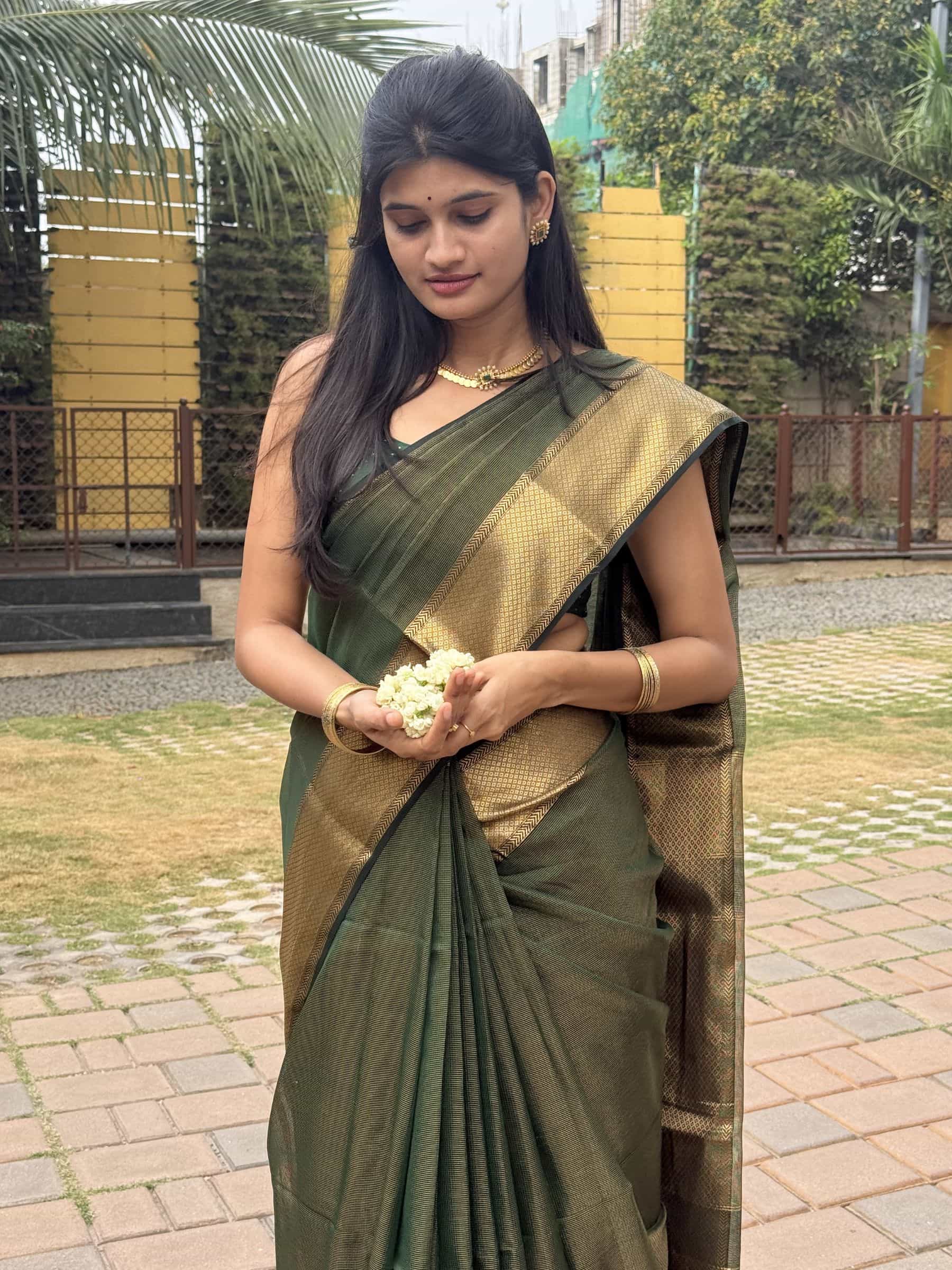 Handloom Maheshwari Silk Cotton Saree in Dark Green with Zari Checks