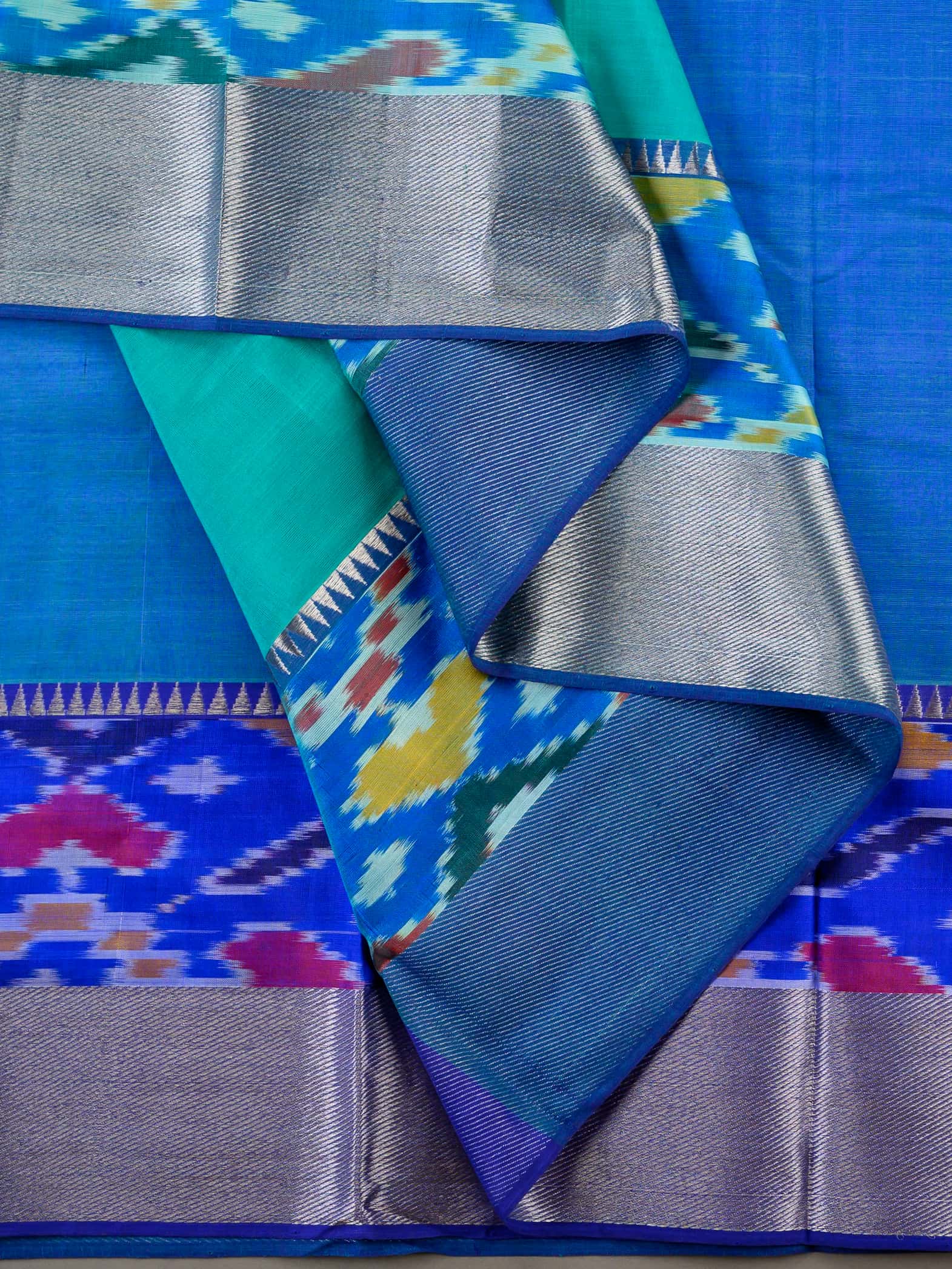 Handloom Mangalagiri Silk Cotton Saree in Green and Blue with Ikat Border