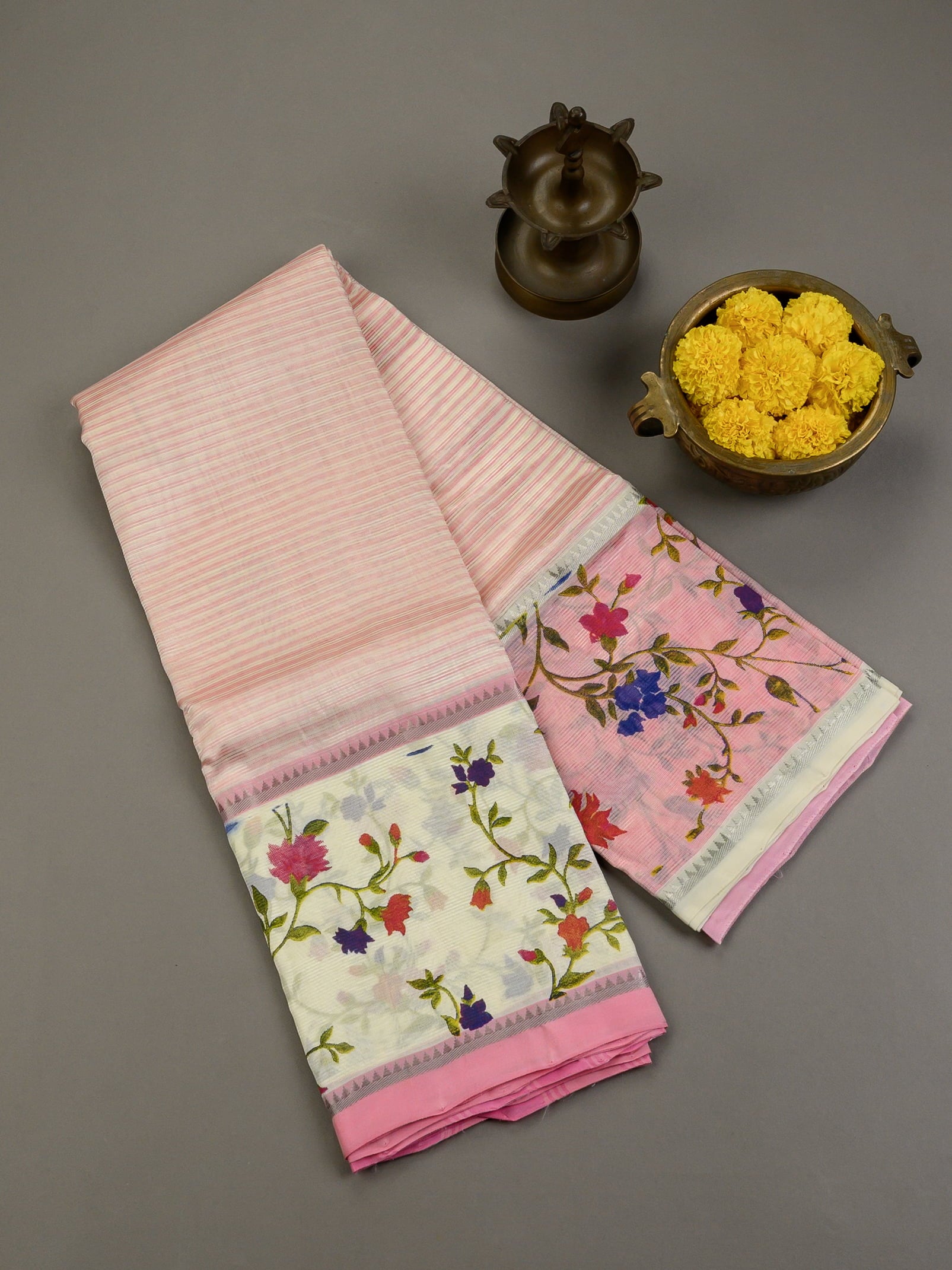 Handloom Mangalagiri silk cotton saree in pink and cream with floral border