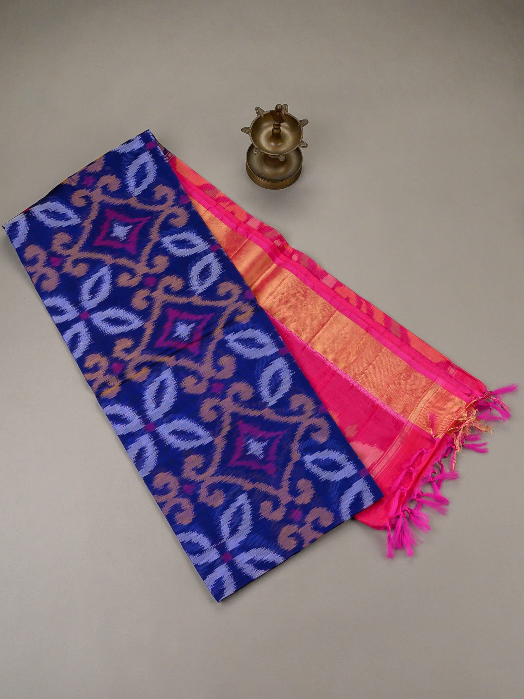 Handloom Pochampally silk cotton saree in blue and pink with diamond Ikat motifs