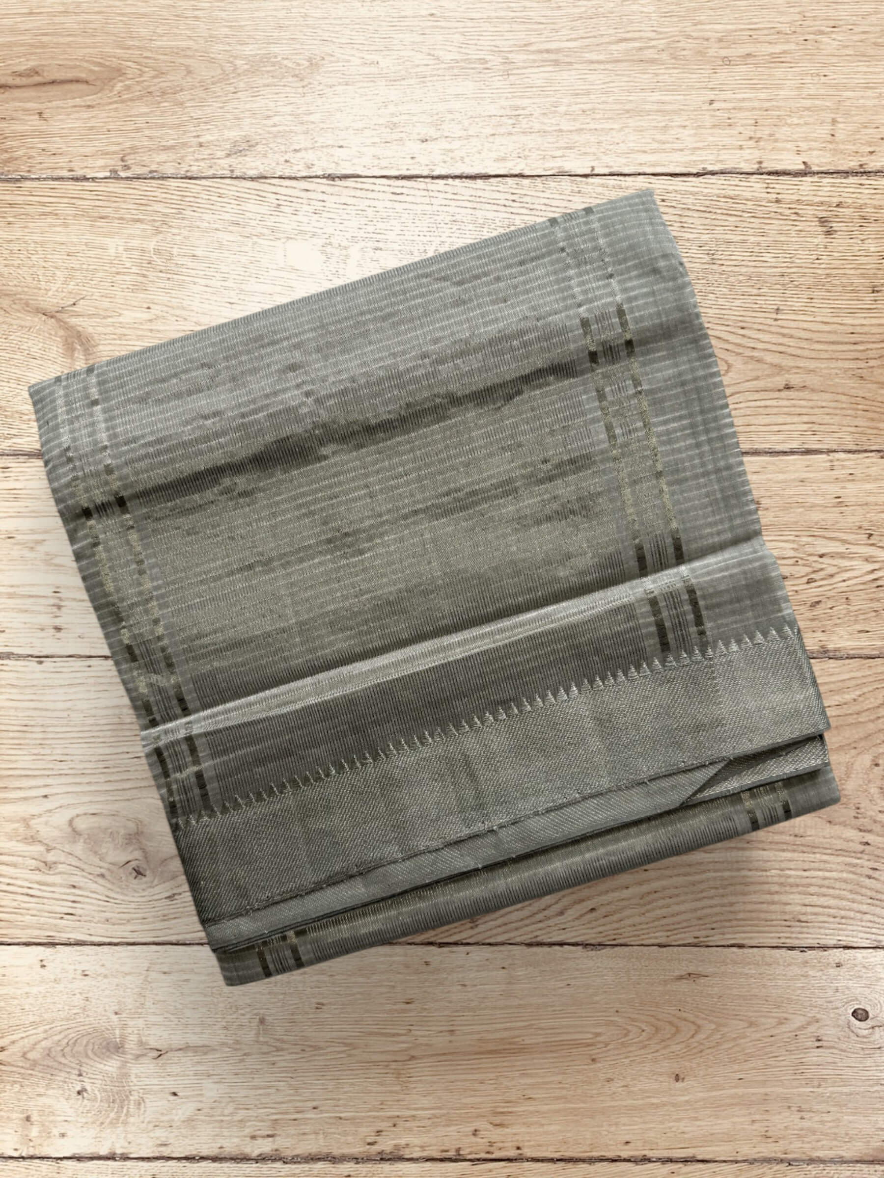 Handloom Mangalagiri Cotton Saree in Grey