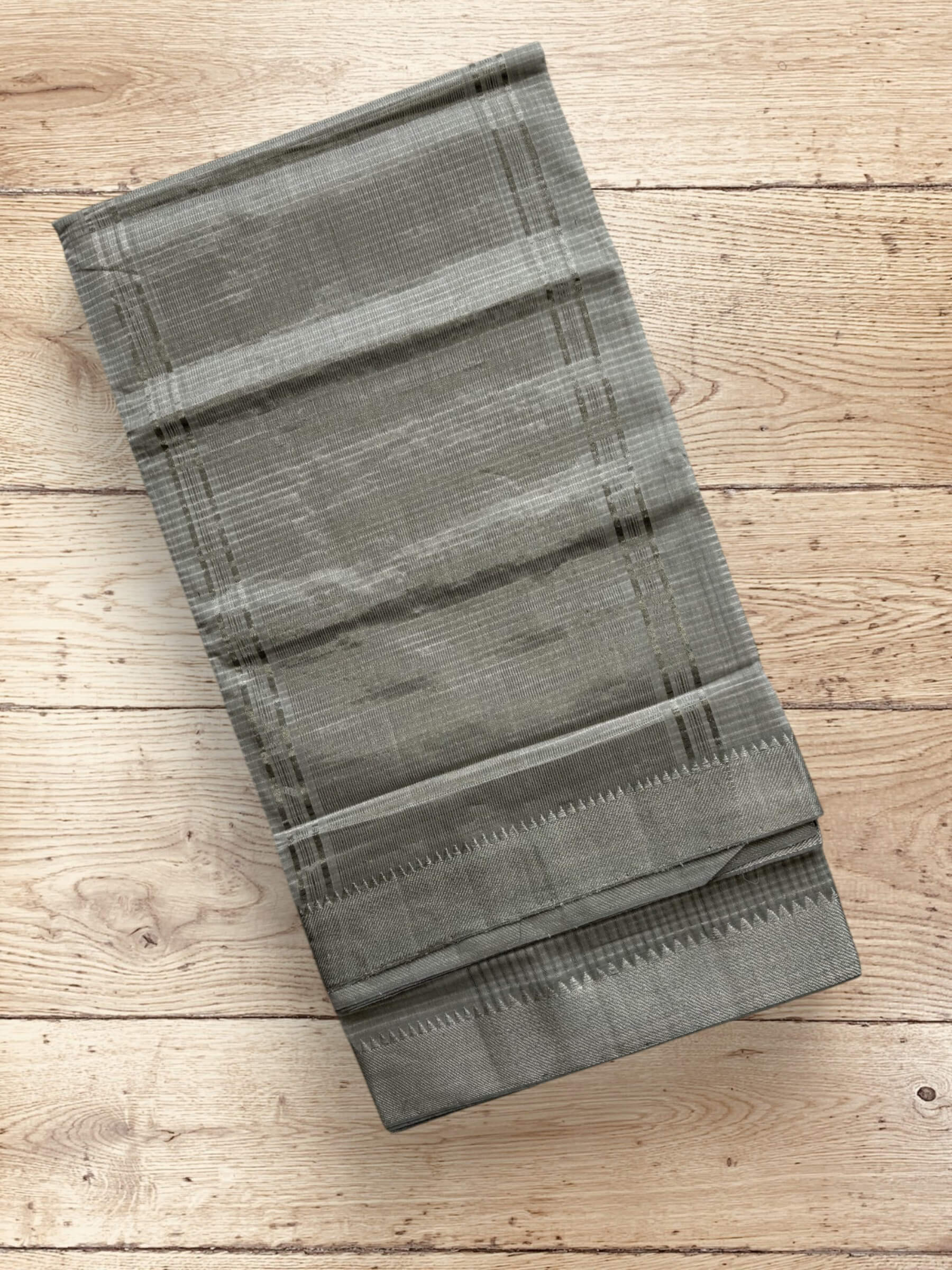 Handloom Mangalagiri Cotton Saree in Grey