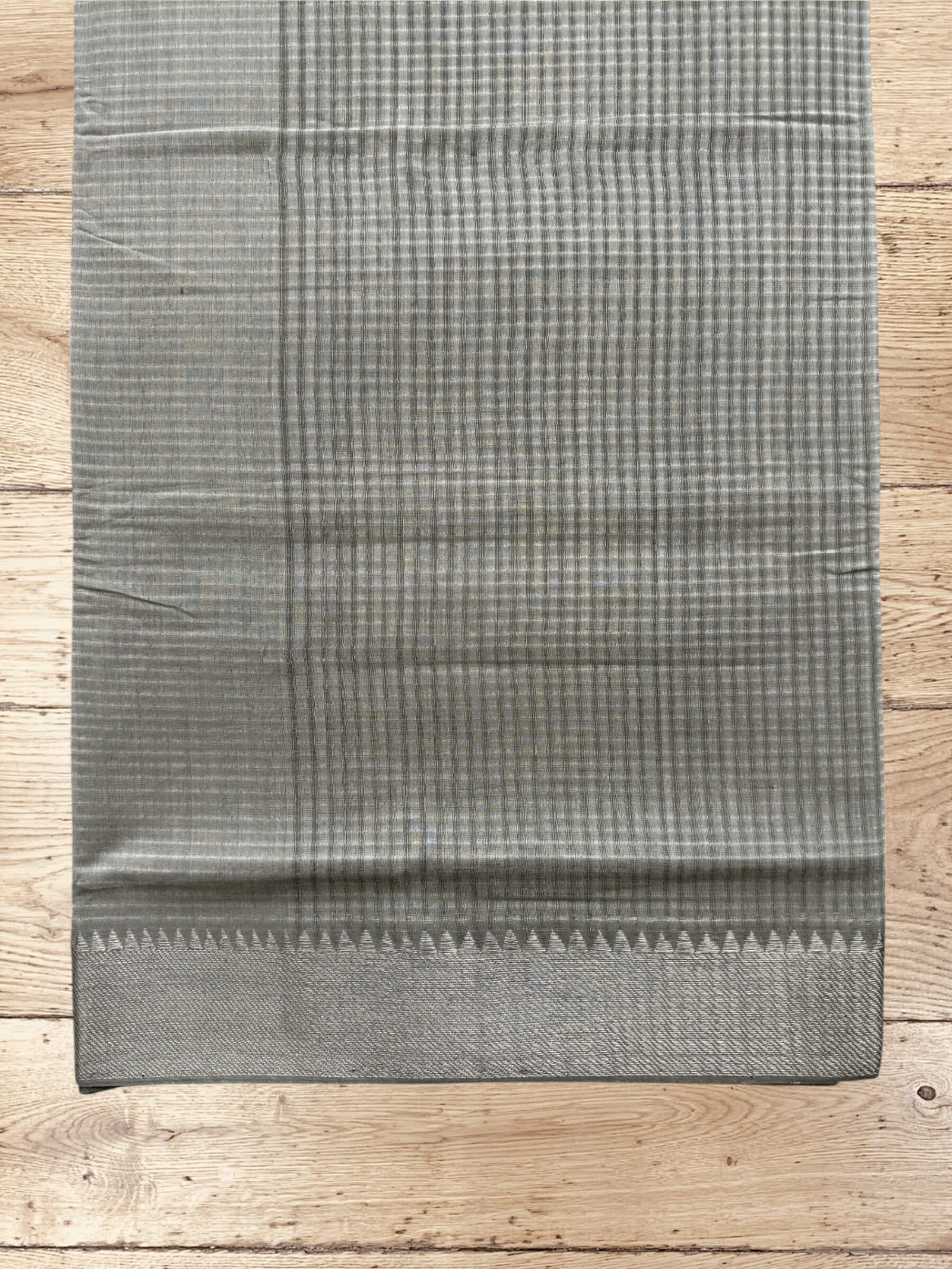 Handloom Mangalagiri Cotton Saree in Grey