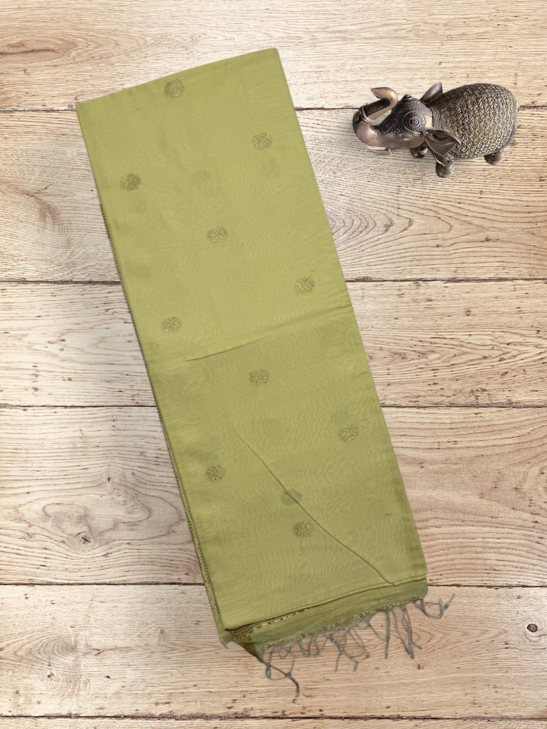 Handloom Mercerized Cotton Saree in Yellow