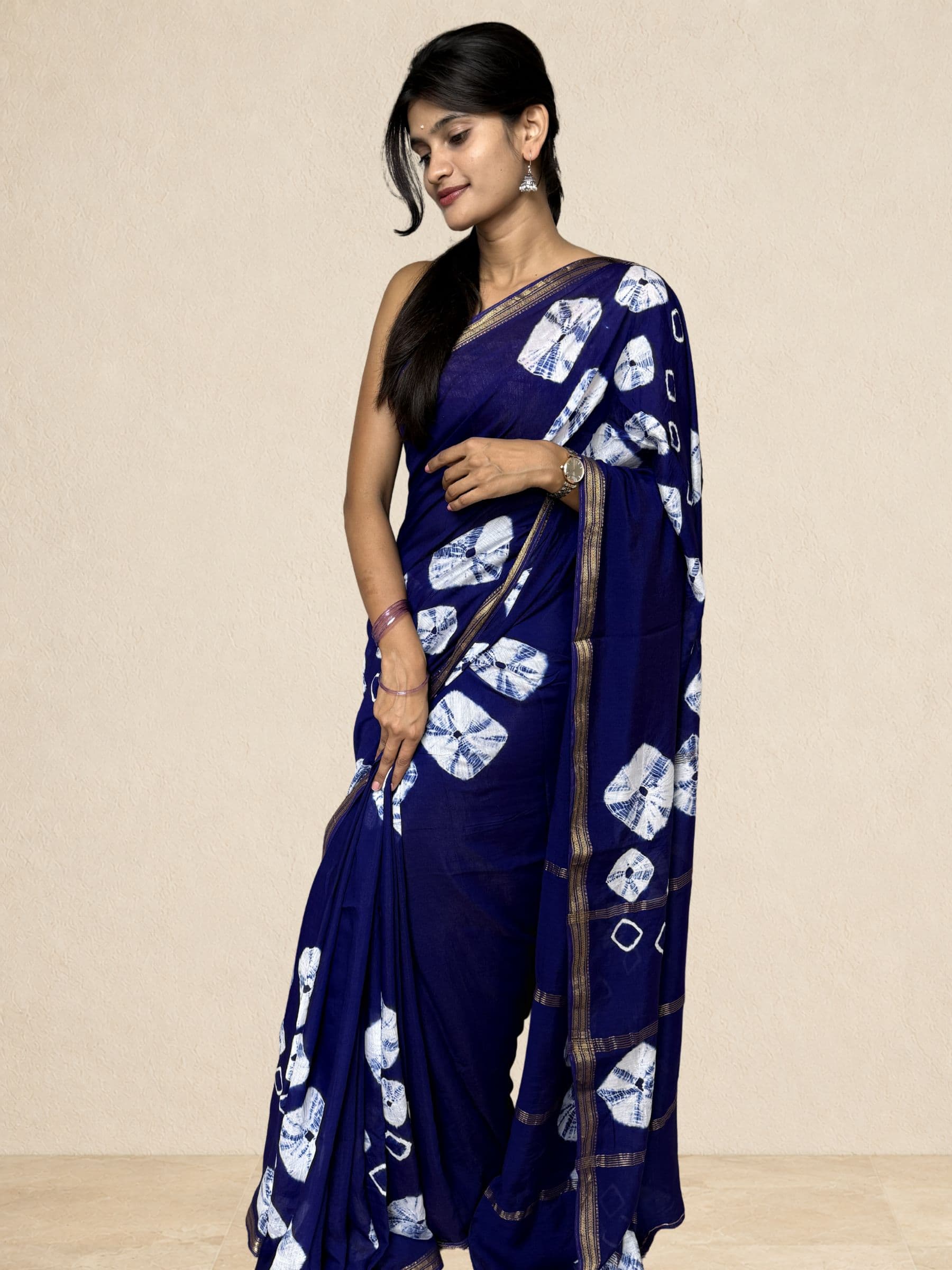 Bandhej Maheshwari Cotton Silk Saree in Royal Blue