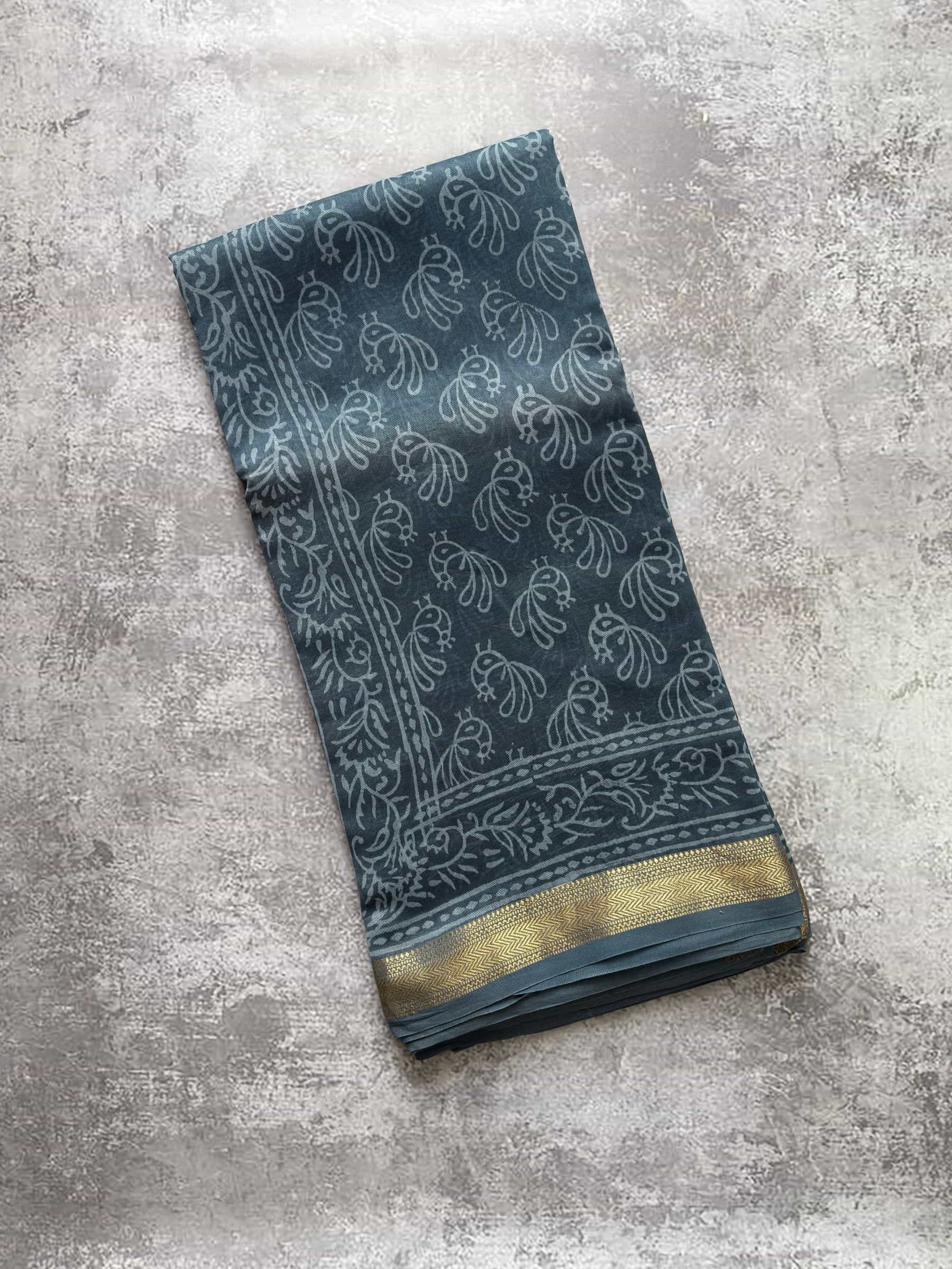 Hand Block Printed Maheshwari Silk Cotton Saree in Grey