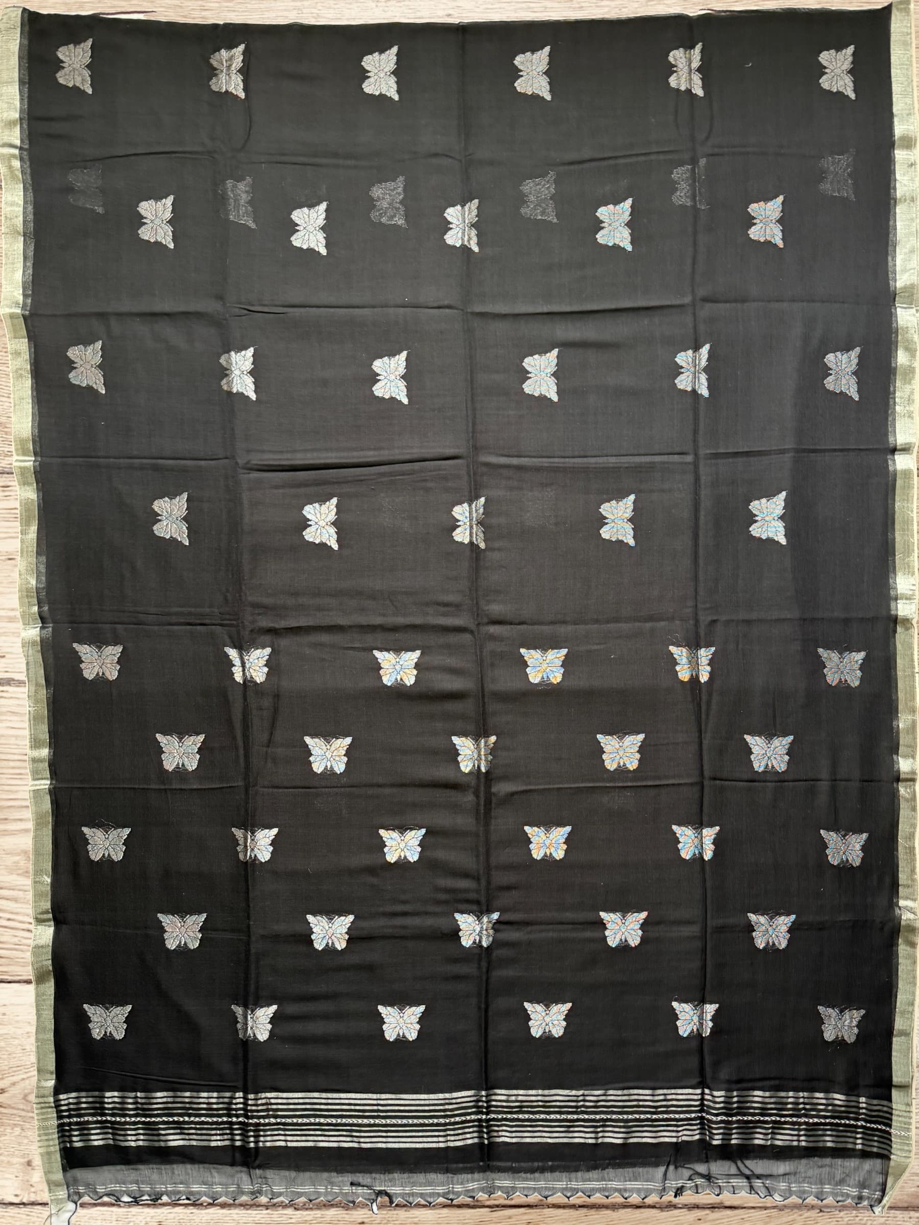 Handloom Mercerized Cotton Jamdani Saree in Black