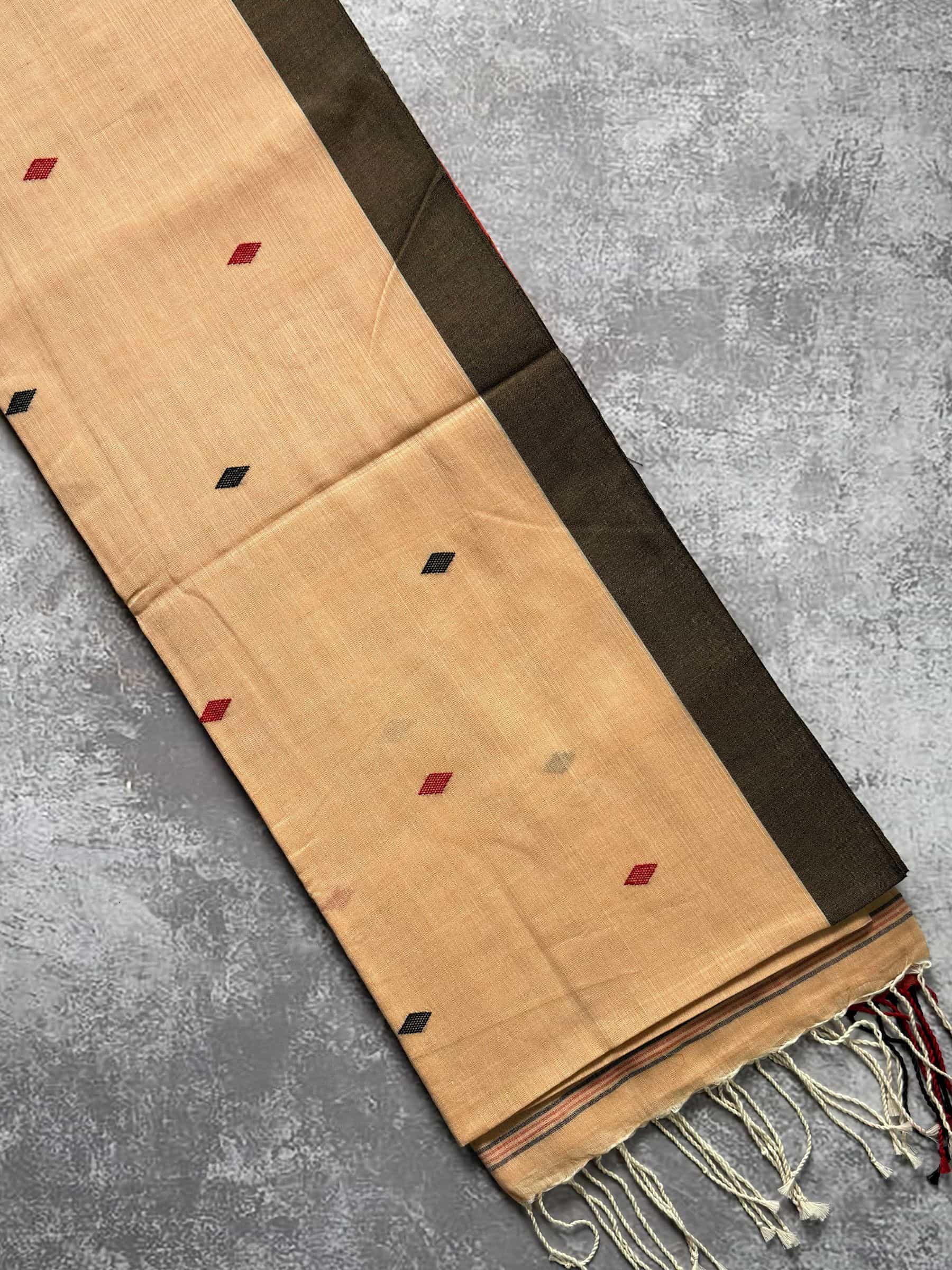 Handloom Bengal cotton Jamdani saree with woven geometric motifs