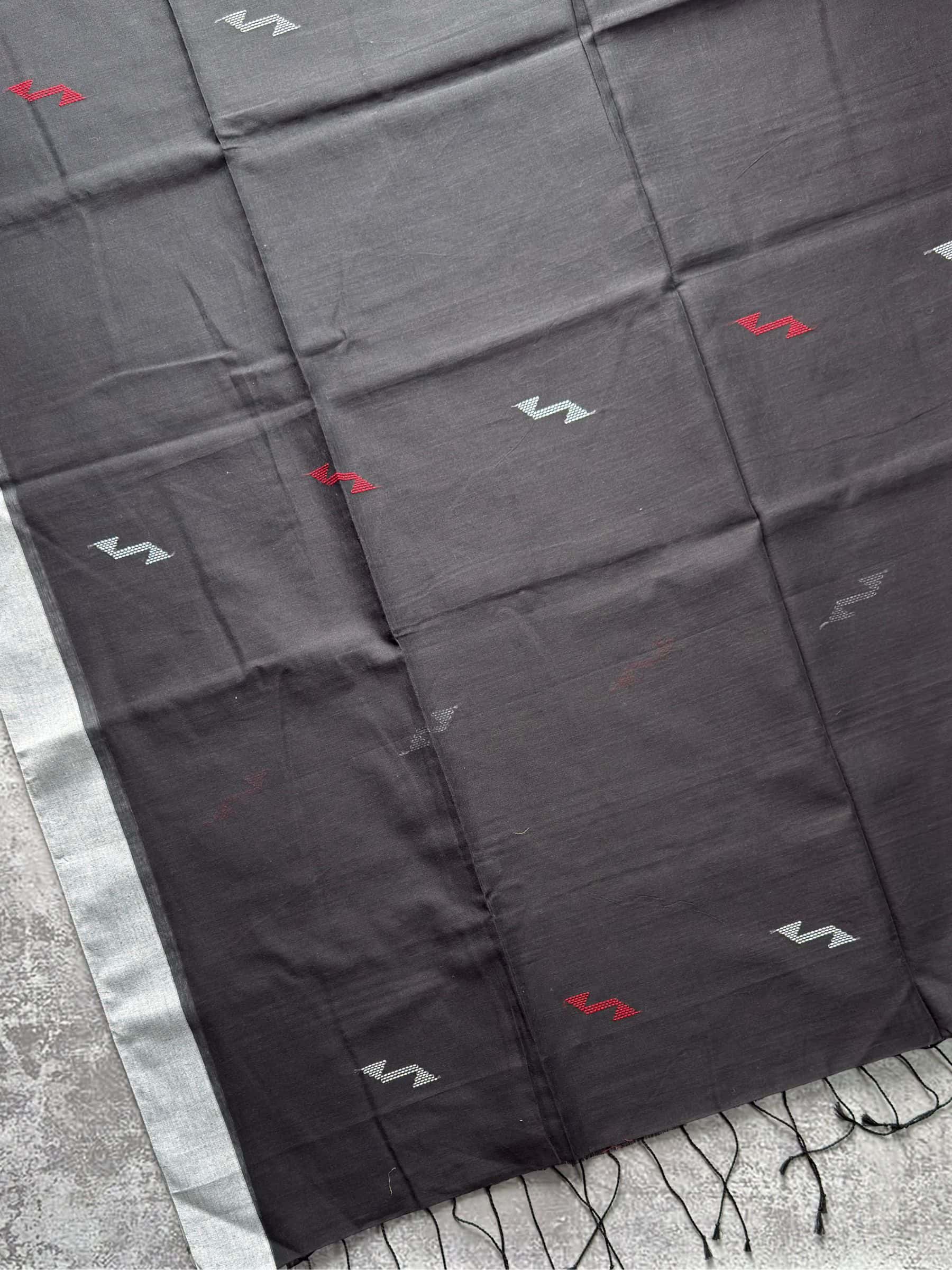 Handloom Bengal Cotton Jamdani Saree in Black
