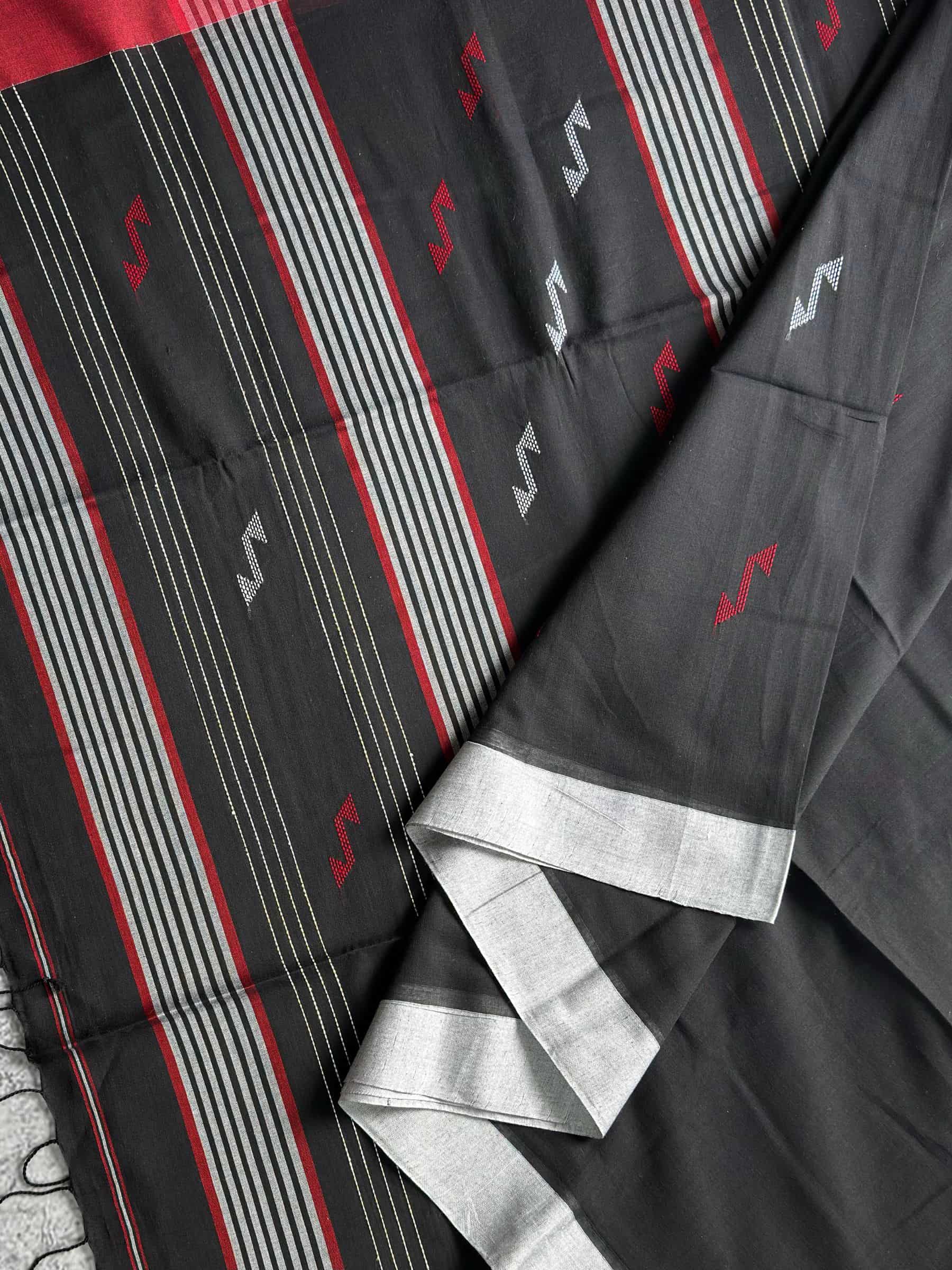 Handloom Bengal Cotton Jamdani Saree in Black