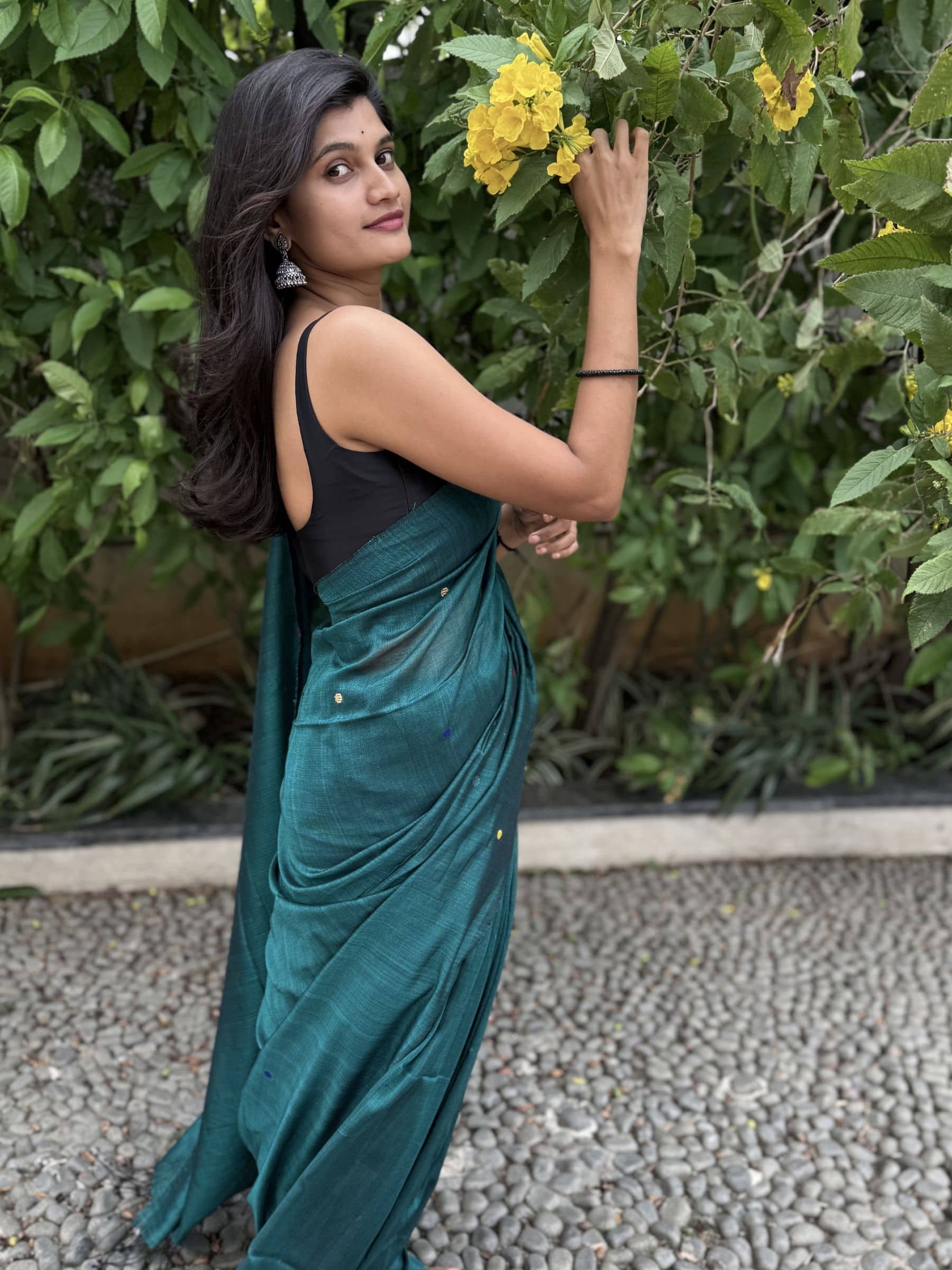 Handloom Bengal Cotton Saree – Bottle Green With Multicolor Butti