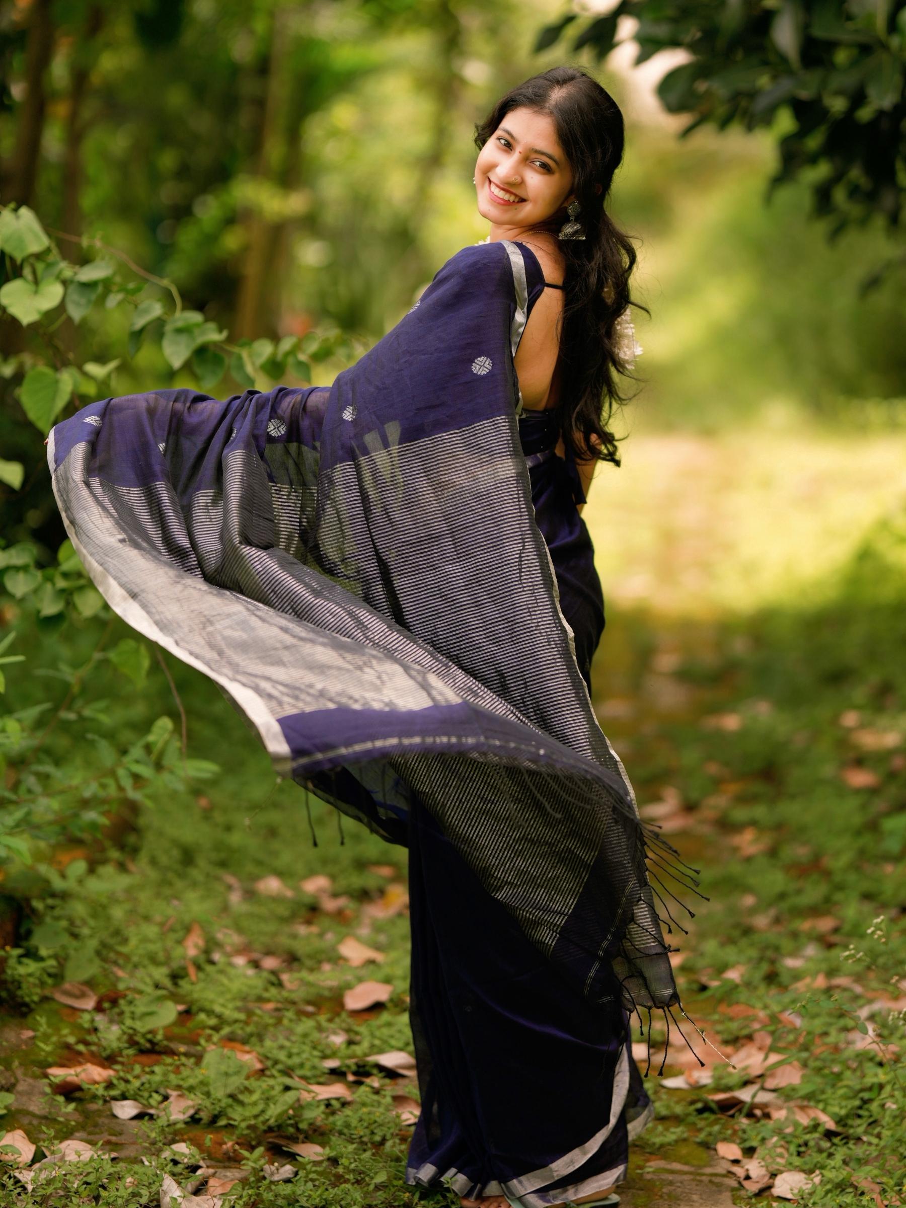 Handloom Mercerized Cotton Saree in Blue