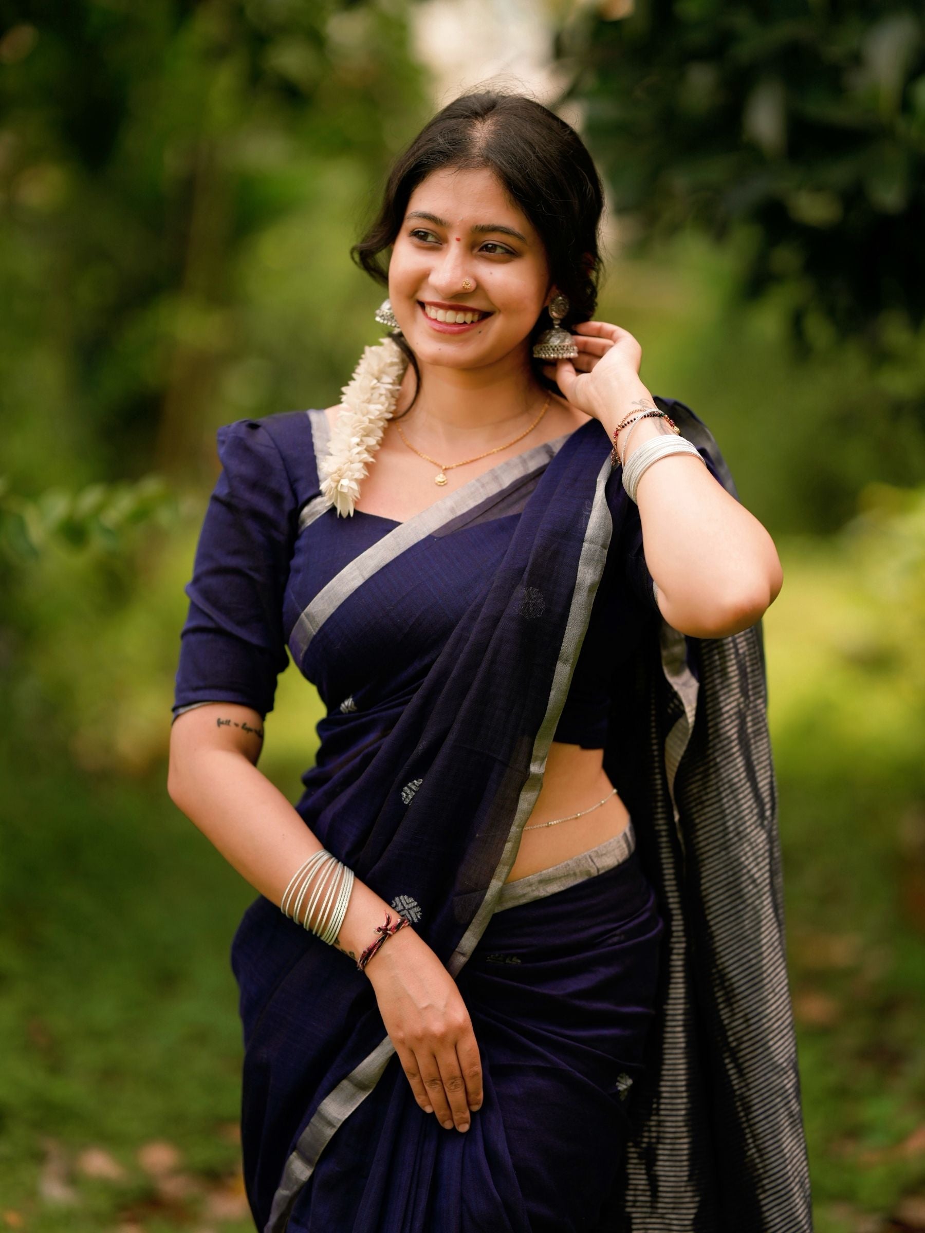 Handloom Mercerized Cotton Saree in Blue