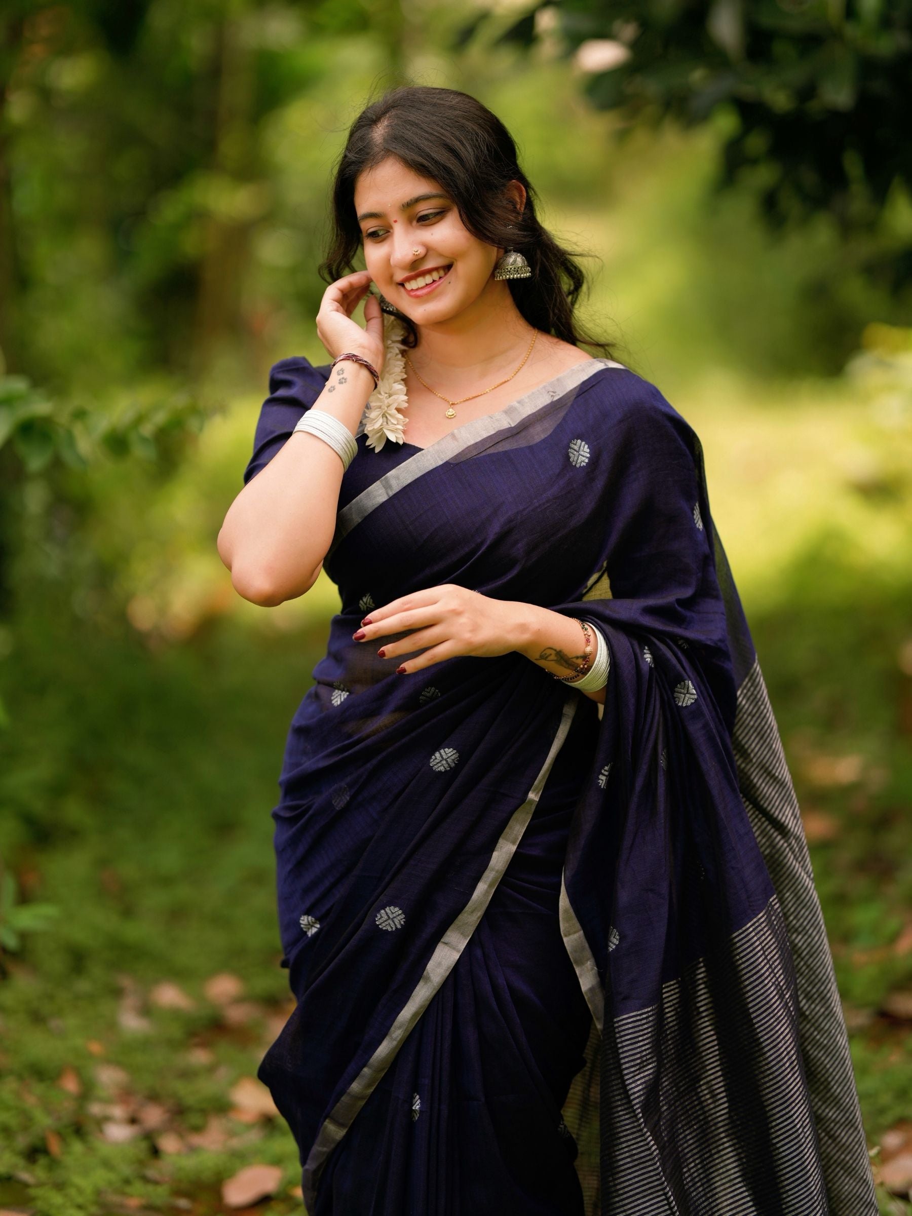 Handloom Mercerized Cotton Saree in Blue