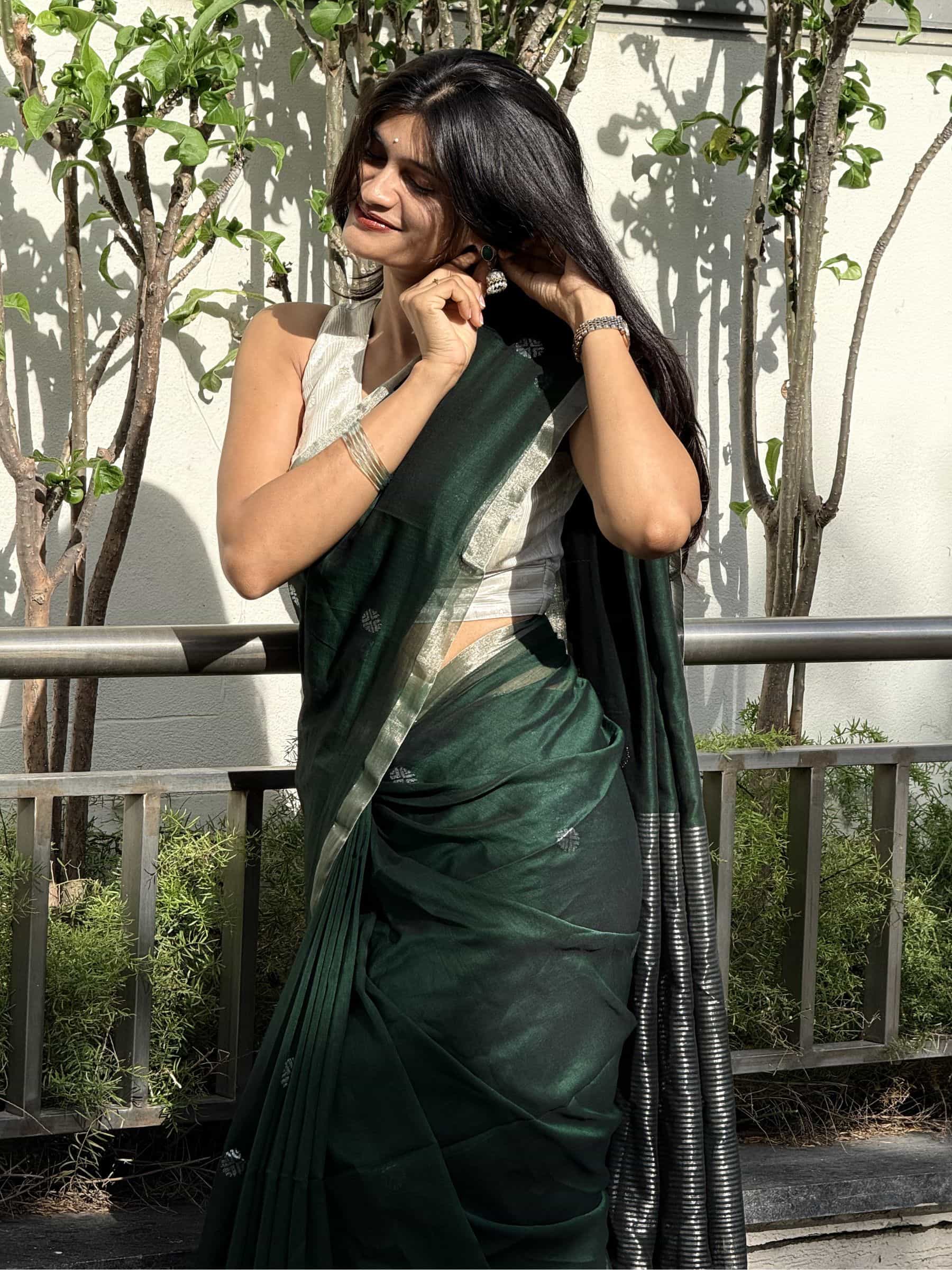 Handloom Mercerized Cotton Saree in Emerald Green