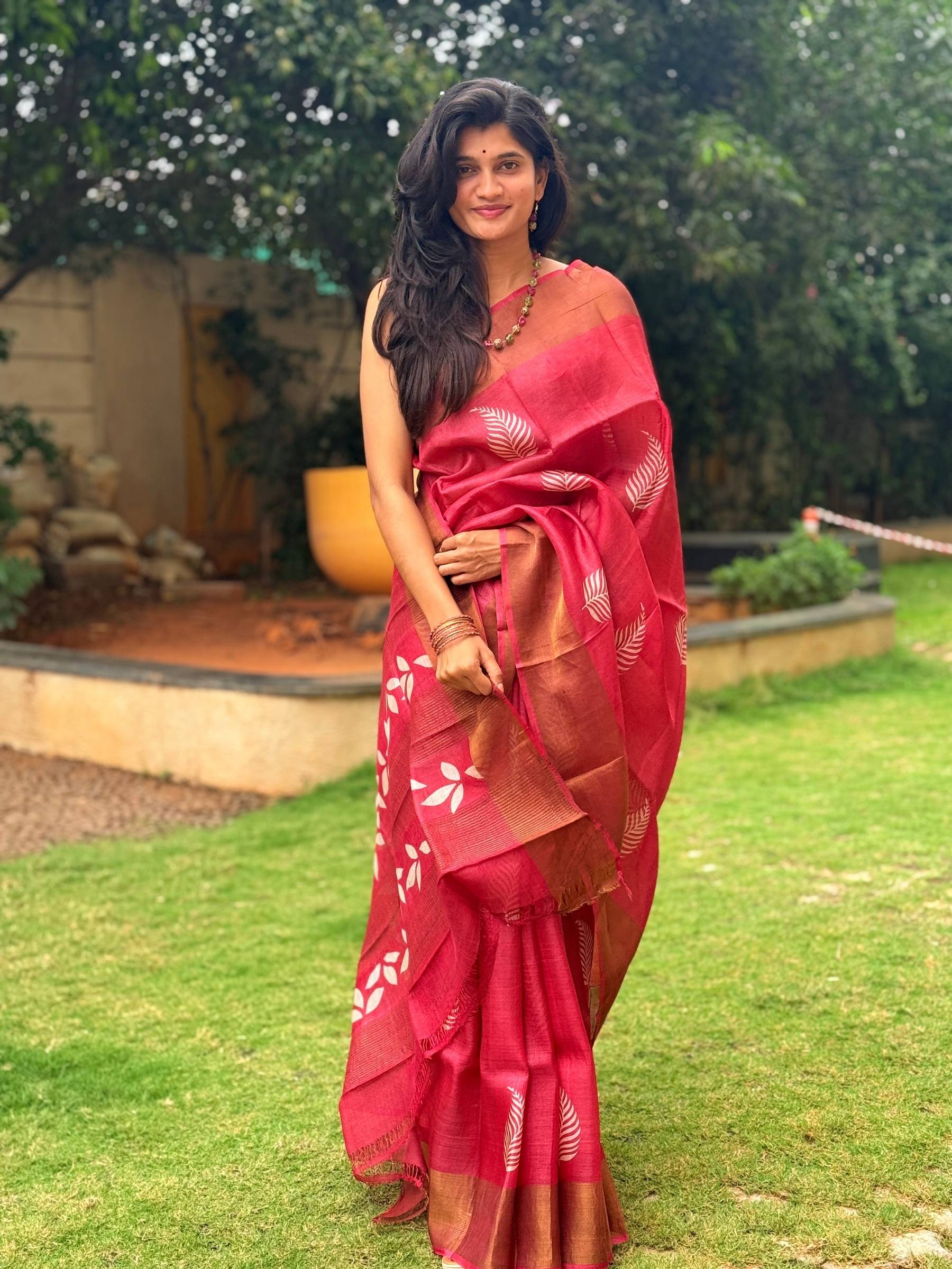 Traditional Tussar Silk Saree in pink with golden zari border