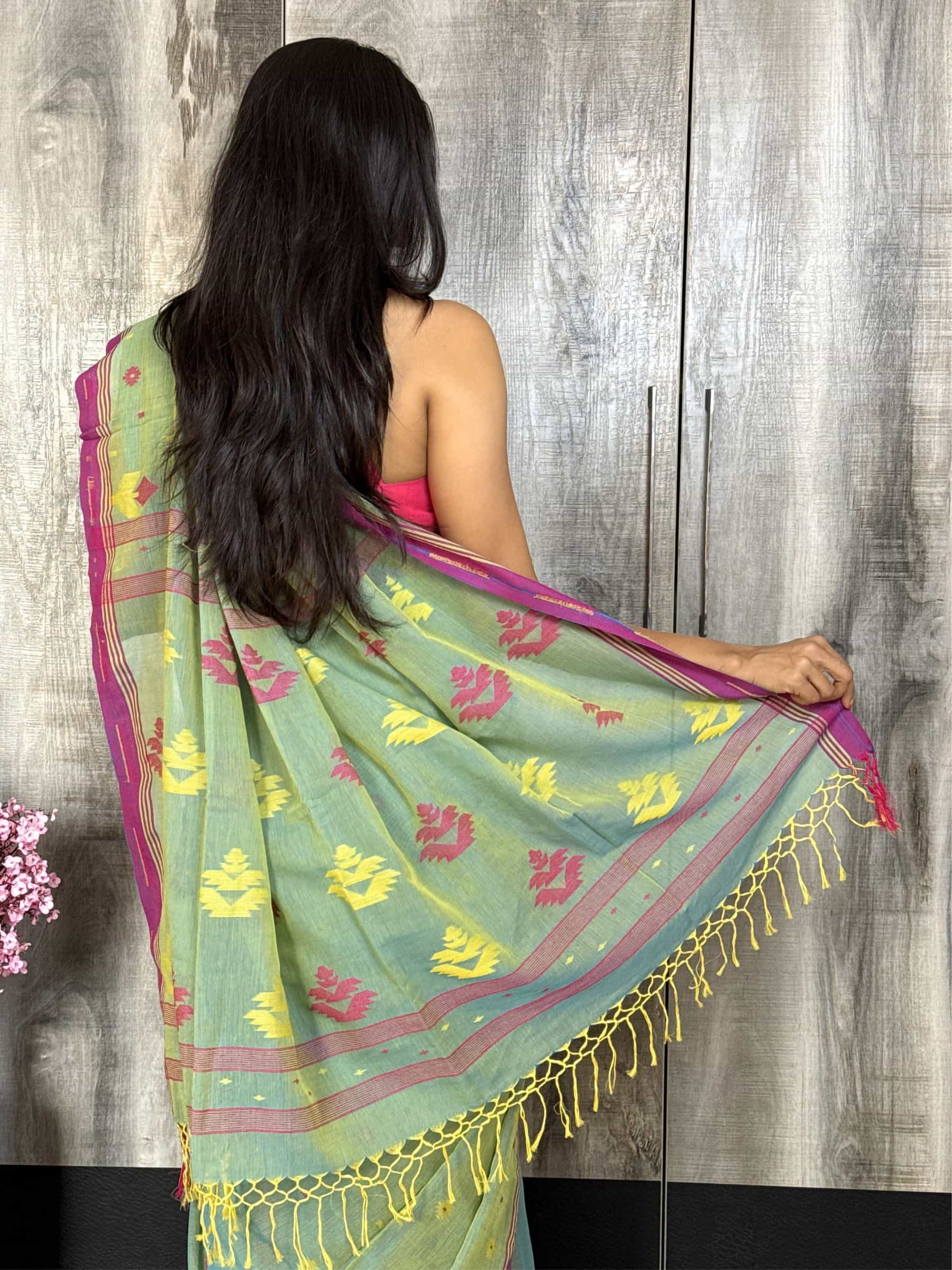 Handloom Jacquard Jamdani Cotton Saree in Sea Green